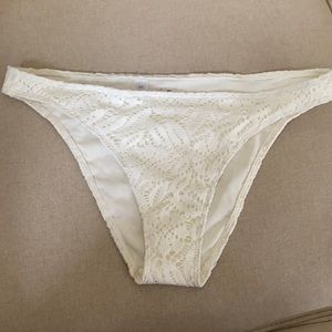 Aerie white bikni bottoms size large